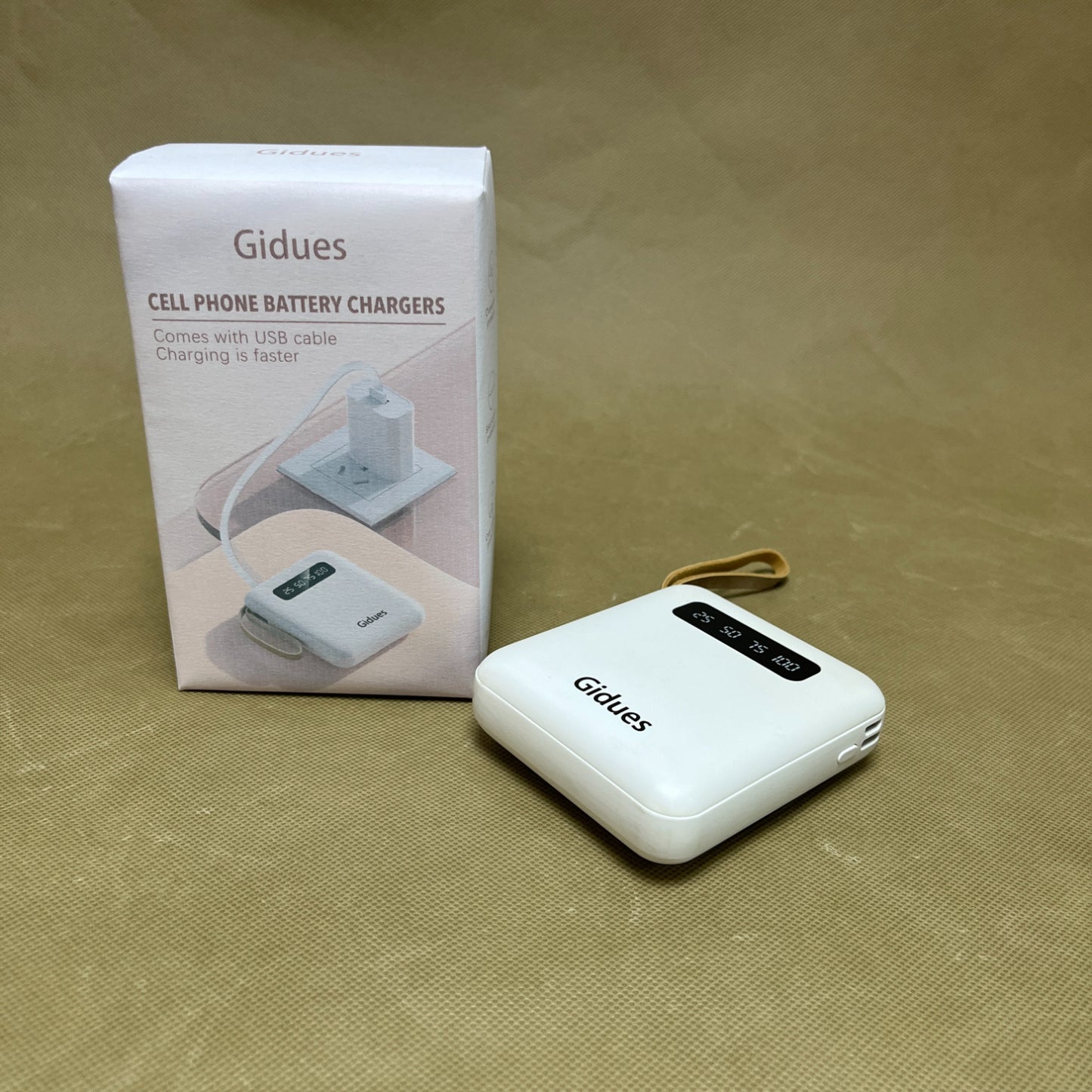 Gidues Cell phone battery chargers ,Portable Charger Power Bank ,LED Display USB-C Portable Cell Phone Charger
