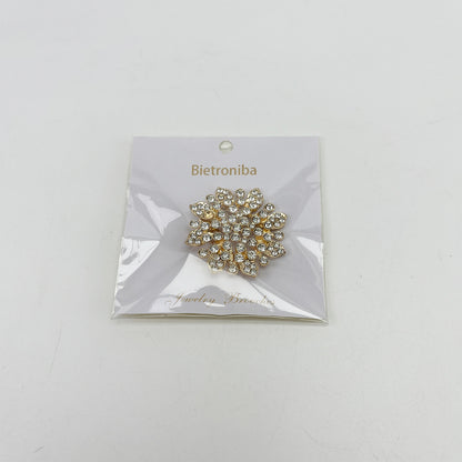 Bietroniba  Jewelry brooches  ,Fashion Jewelry Beautiful Silver Plated Rhinestone Crystal Brooch Pin for Woman