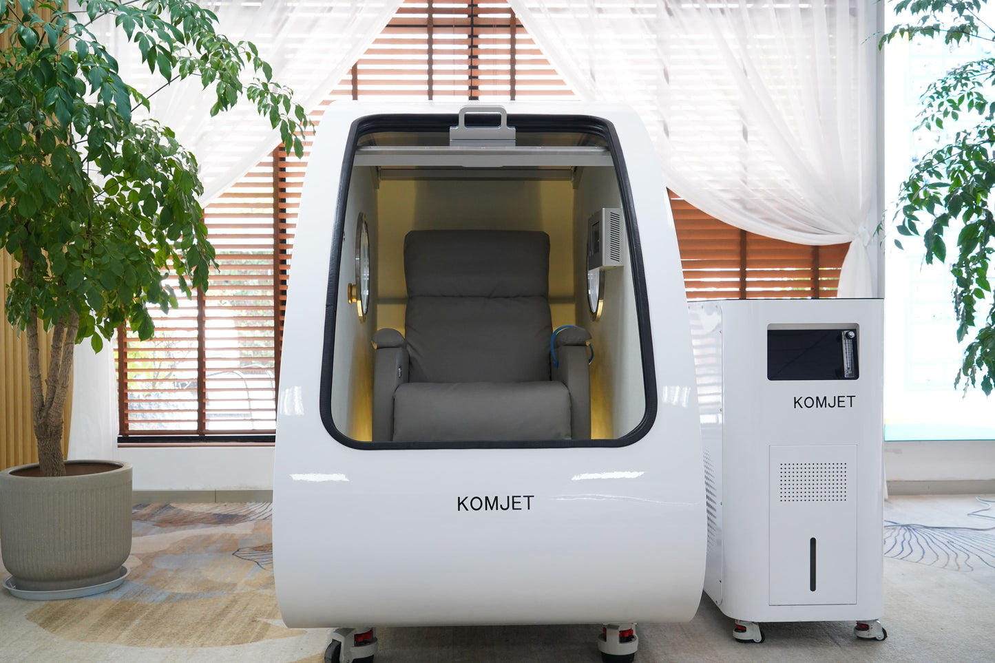 KOMJET   Hyperbaric oxygen chambers, not for medical purposes,  Easy Control, Enhanced Recovery & Energy Boost