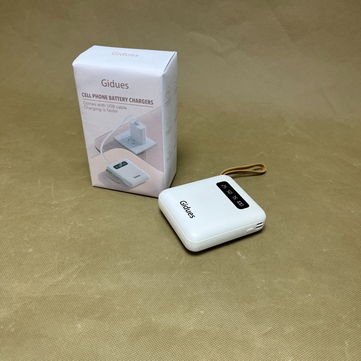 Gidues  Cell phone battery chargers ,Portable Charger Power Bank ,LED Display USB-C Portable Cell Phone Charger