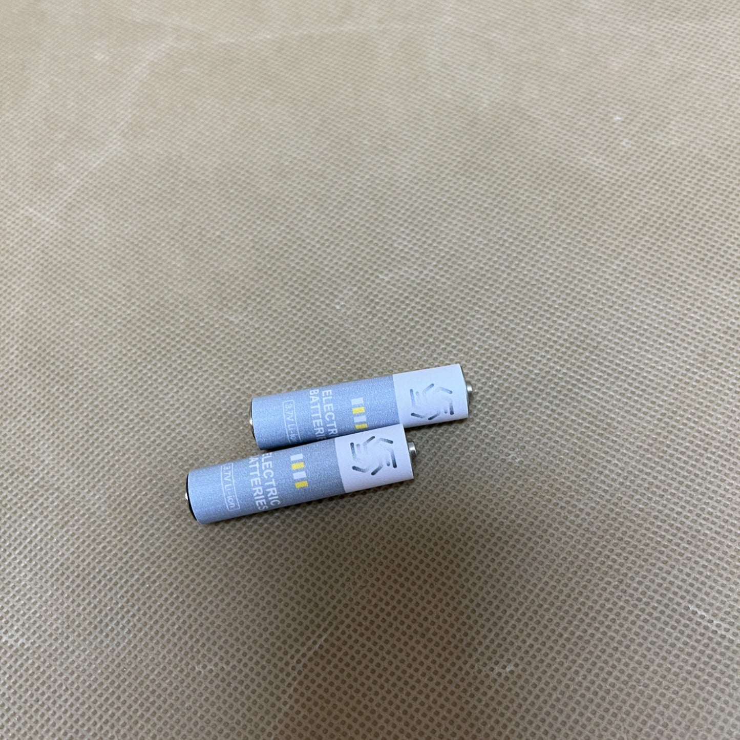 Batteries ,  Long-lasting Power, AAA Battery for Household and Office Devices