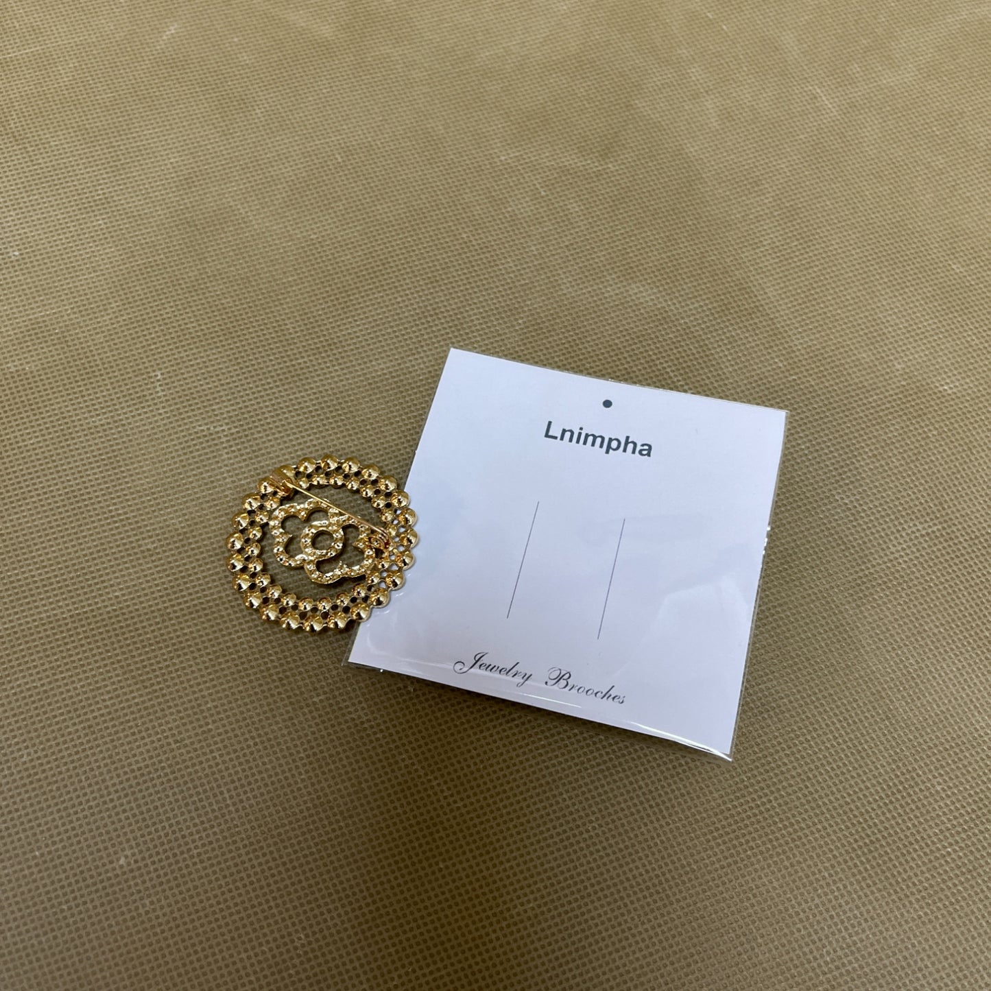 Lnimpha  Jewelry brooches, Brooches and Pins for Women Crystal Pearl Brooch for Wedding Grad Teacher Appreciation Gift