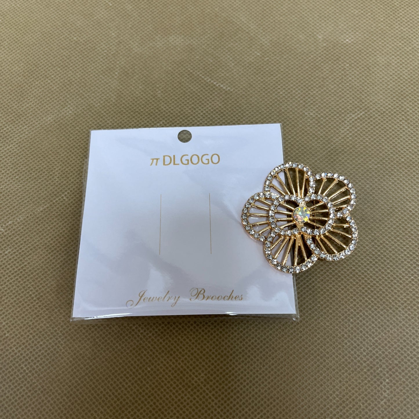 πDLGOGO  Jewelry brooches ,Camellia Flower Brooch, Jewelry Gift for Women, Girls, Ladies, Jewelry Fashion