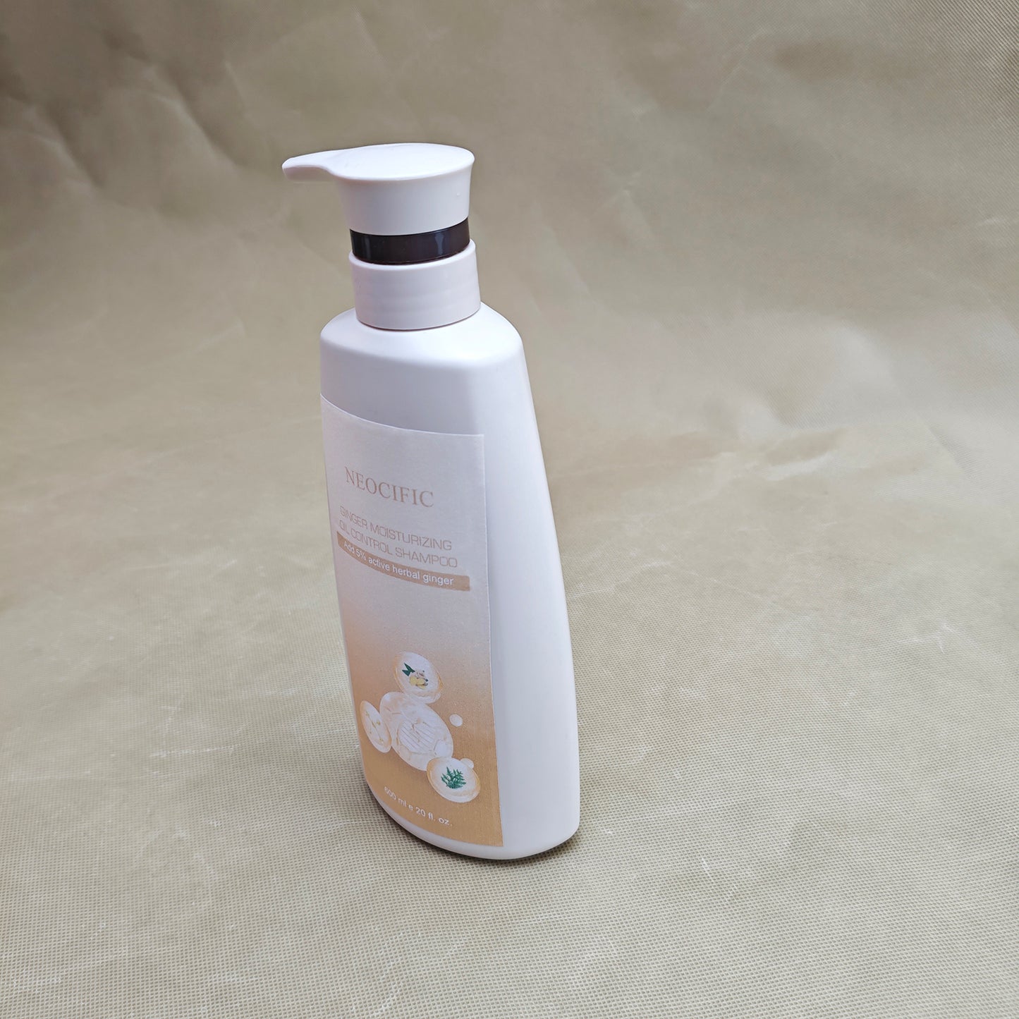NEOCIFIC  Shampoos ,Anti-Dandruff Ginger Shampoo , Natural Organic Formula to Improve Scalp Environment