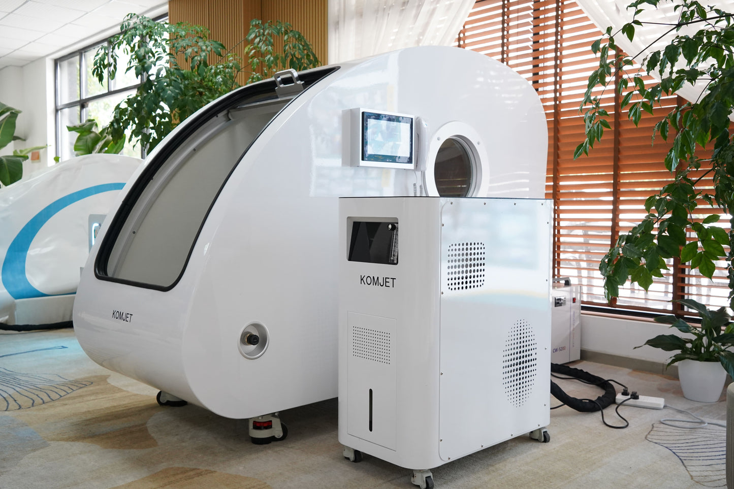 KOMJET   Hyperbaric oxygen chambers, not for medical purposes,  Easy Control, Enhanced Recovery & Energy Boost