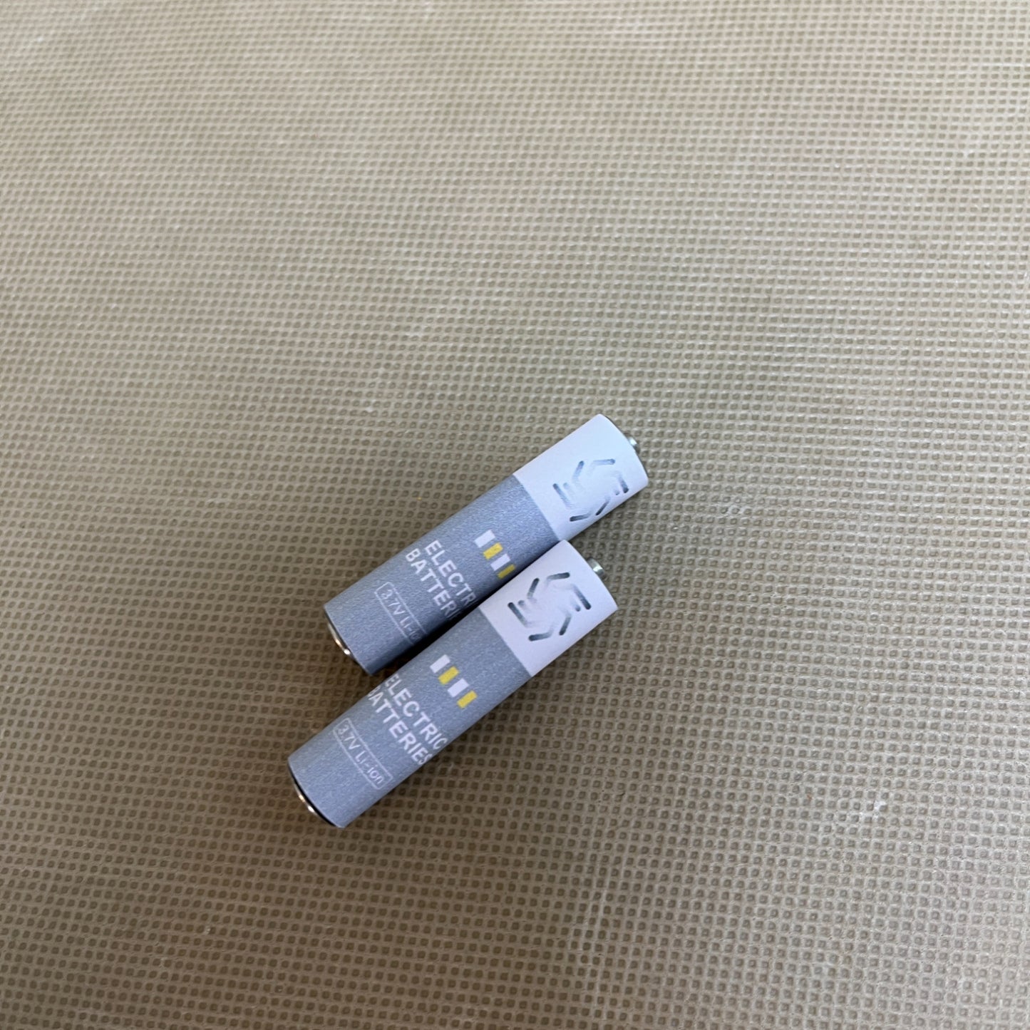 Batteries ,  Long-lasting Power, AAA Battery for Household and Office Devices