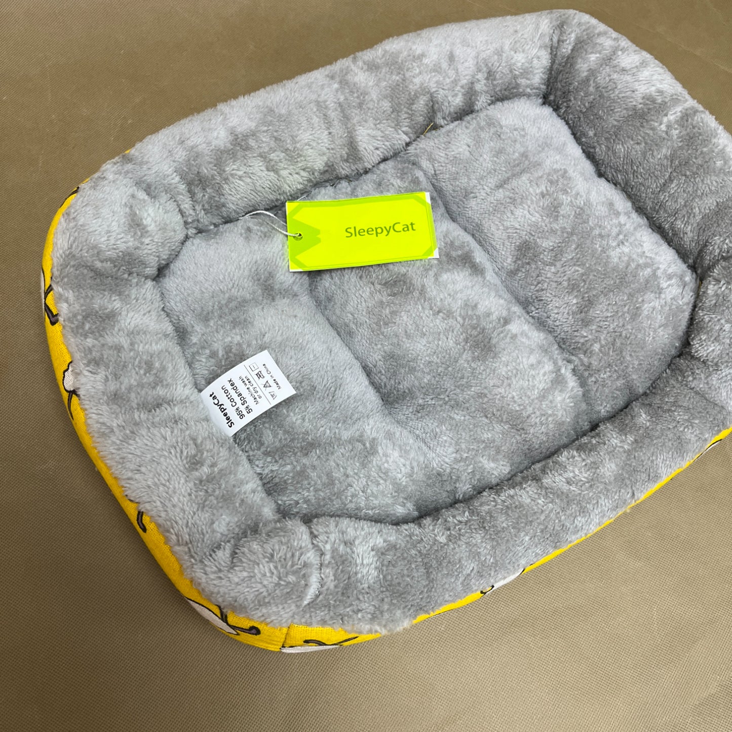 SleepyCat  Pet cushions, Beds for Indoor Cats,  Non-Slip Bottom Washable Mat for Small Pet Puppy Rabbit, Small