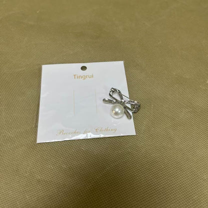 Tingrui   Brooches for clothing,Bow Brooches and Pins for Women Decorations, Bow Silver Brooch Pins