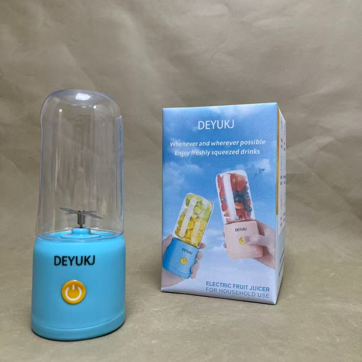 DEYUKJ    Electric juice extractors ,USB Rechargeable Personal Size Blenders, Smoothie Blender with 4 Blades for Protein & Shakes