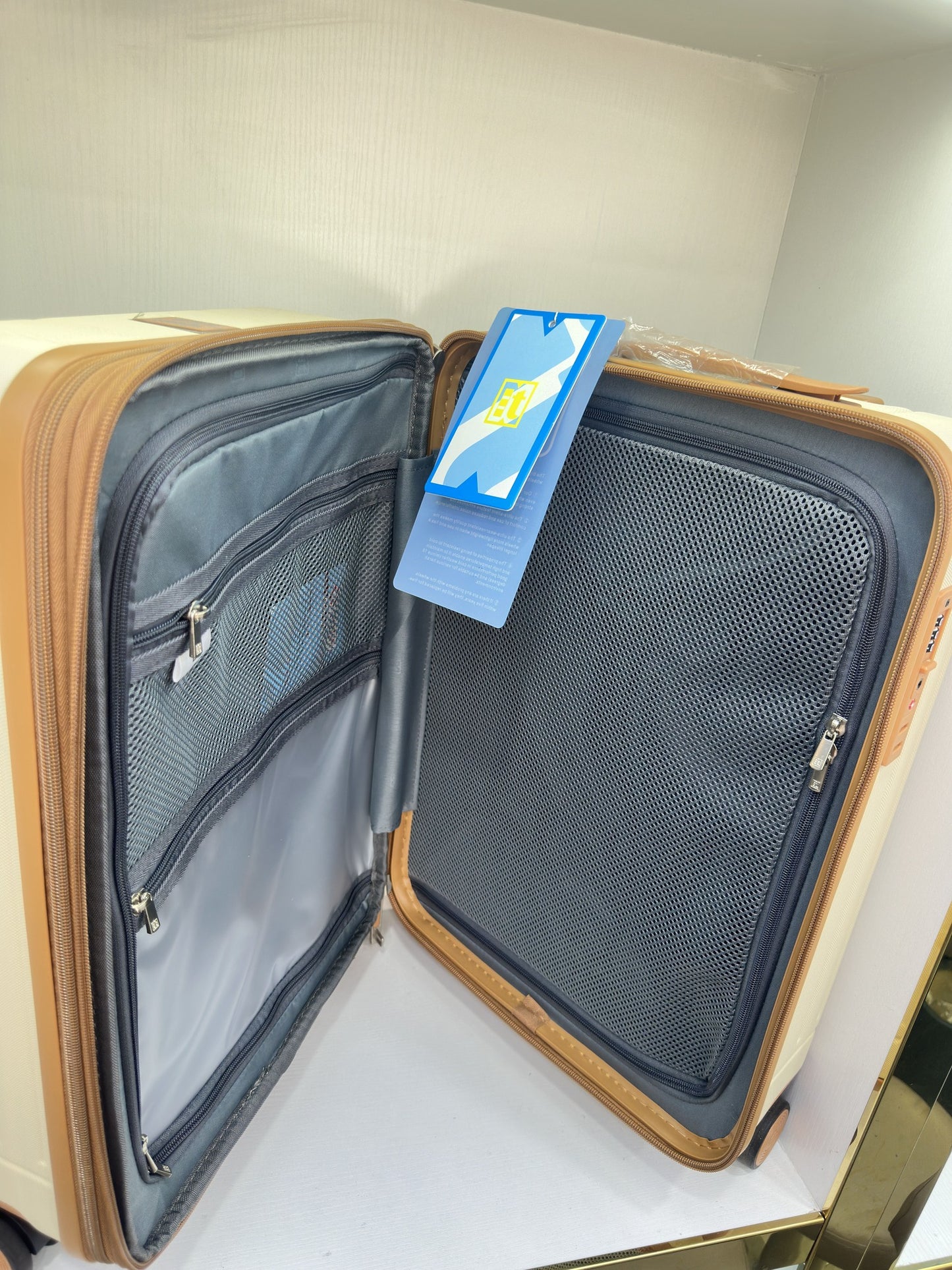 suitcase, Hardside Suitcase with Spinner Wheels, Lightweight ABS Hard Shell Checked Luggage