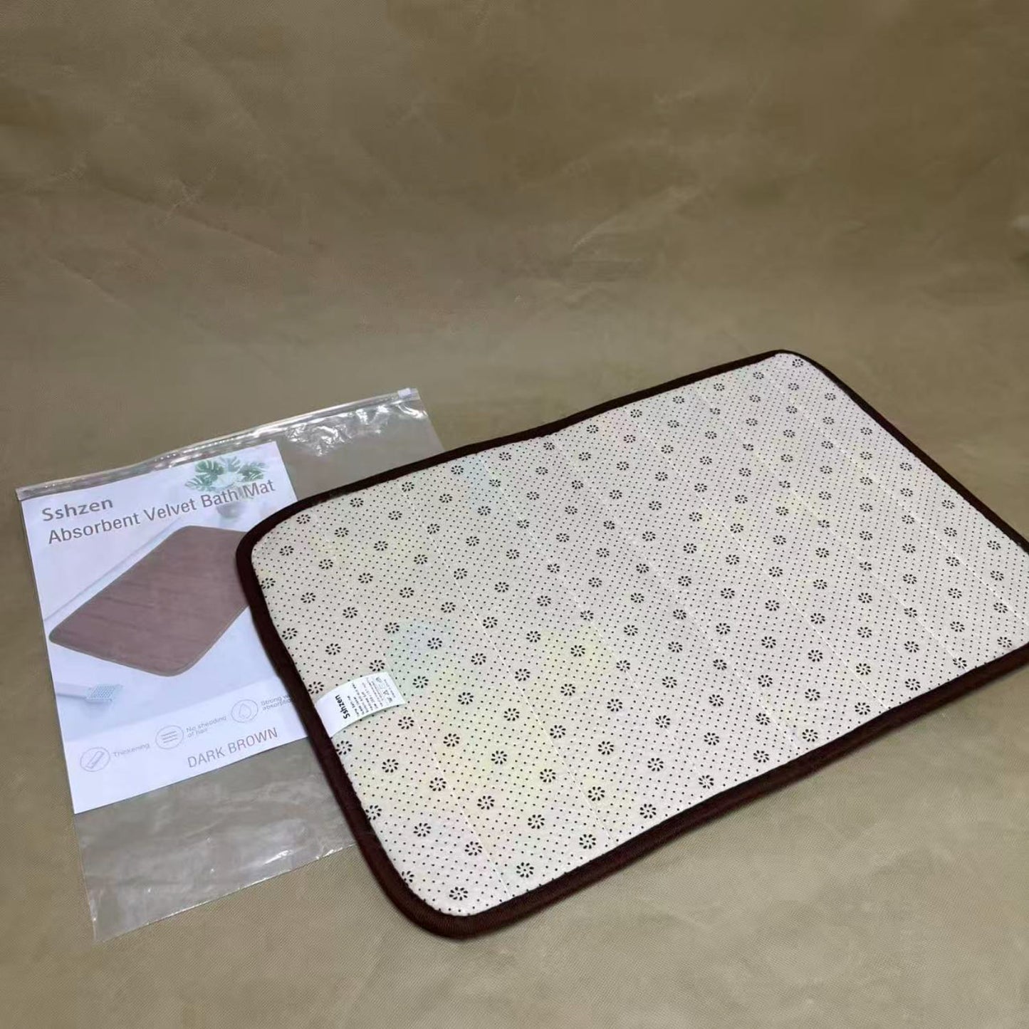Sshzen  bath mats ,Non Slip Bath Mat Rug Fast Drying Soft Bathroom Shower Mats Rugs,for Bathroom Floor, Tub and Shower