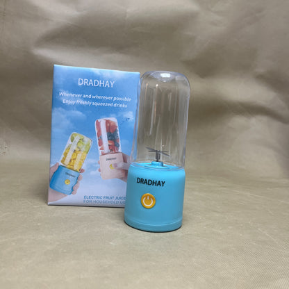DRADHAY  Electric Fruit Juicer ,Portable and Rechargeable Battery Juice Blender,  USB Rechargeable, Mini Juicer