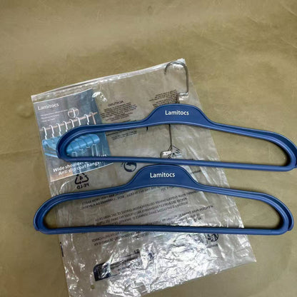 Lamitocs  Coat hangers , Plastic Hangers, Space Saving, Non-Slip, Durable & Sturdy Hanger