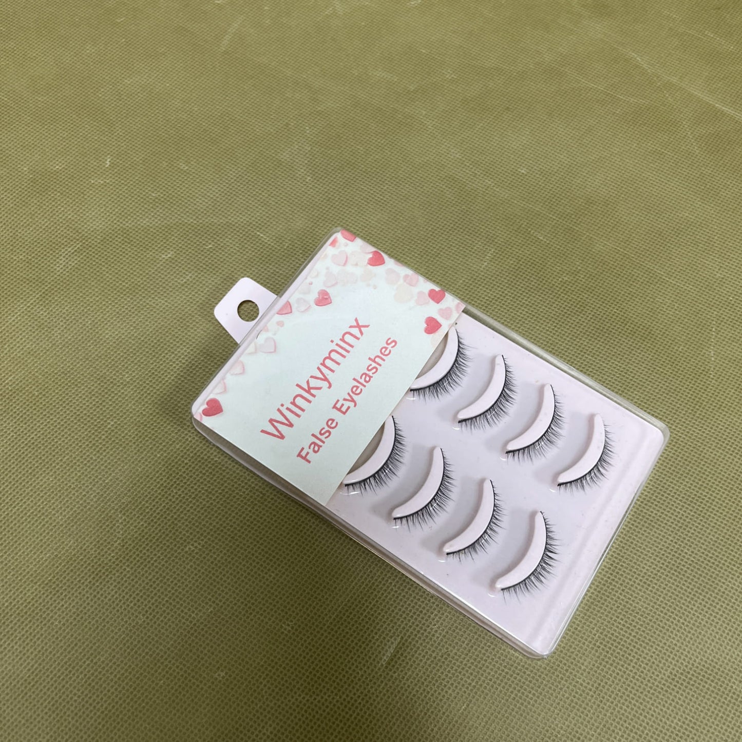 Winkyminx  False eyelashes,Includes 4 Pairs Of Lashes, Easy to Apply, Reusable Lash Clusters