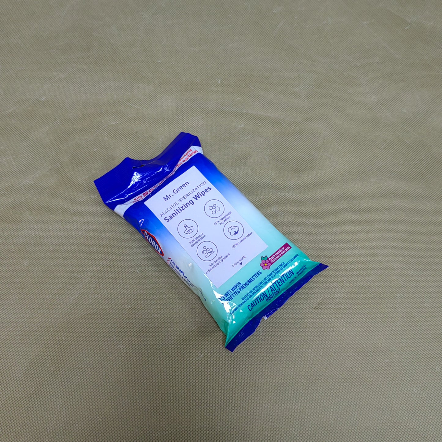 Mr. Green  Sanitizing wipes,Hypoallergenic and Moisturizing Aloe, Kills 99% of Germs,for Kids and Adults