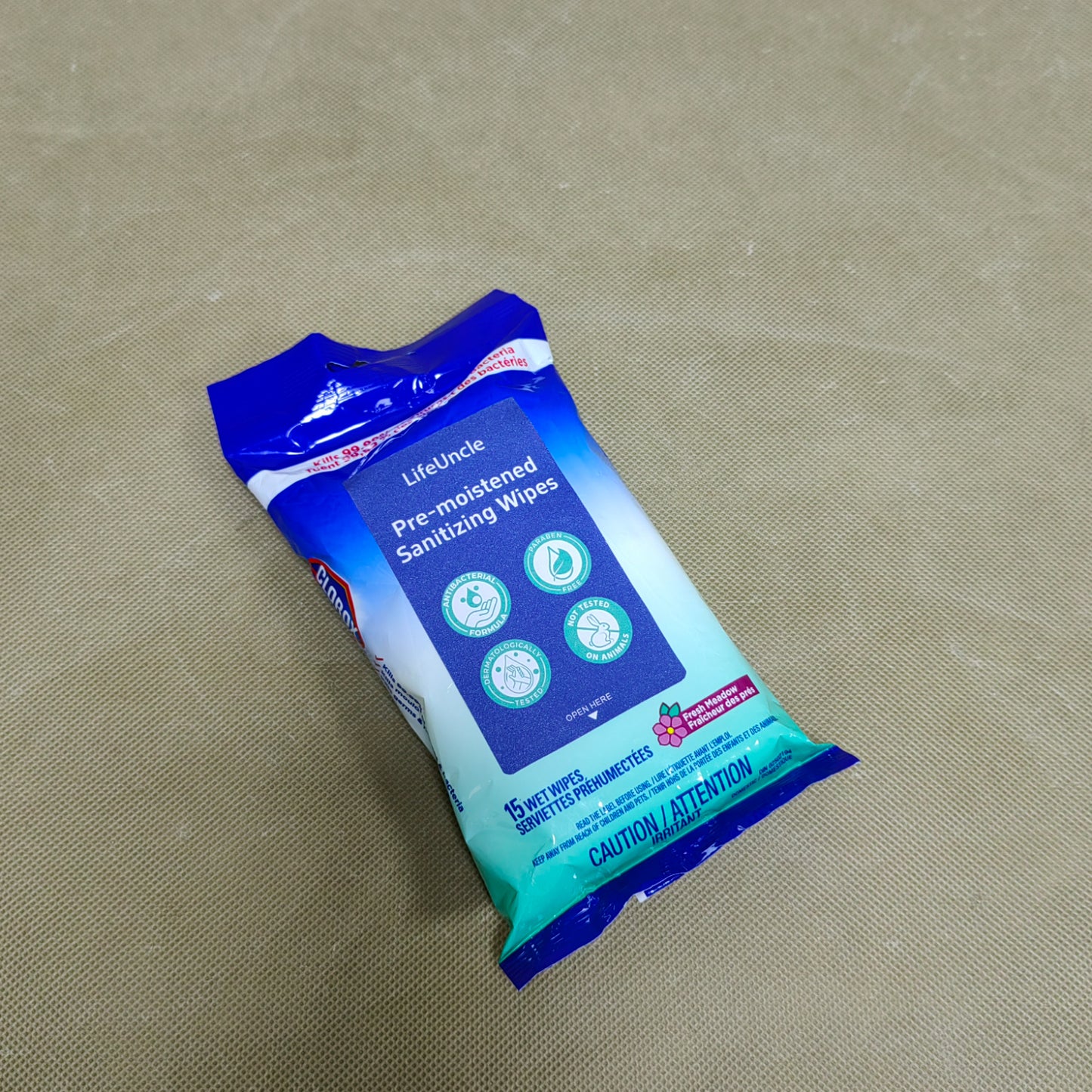 LifeUncle Sanitizing wipes, Multi-Surface Antibacterial Cleaning Wipes, For Disinfecting and Cleaning,for Home, School, Office